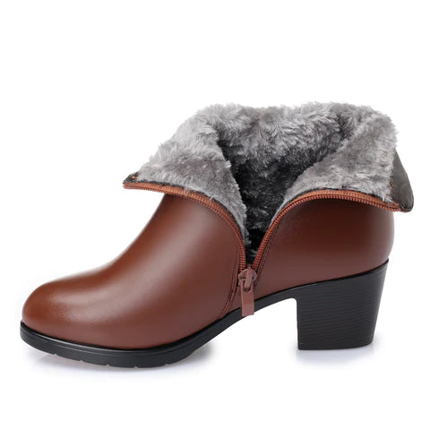 Women's Plush Leather Boot - CozyChic