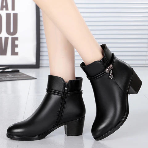 Women's Plush Leather Boot - CozyChic