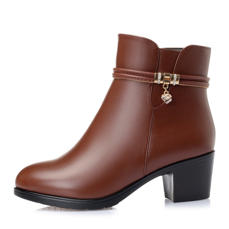 Women's Plush Leather Boot - CozyChic