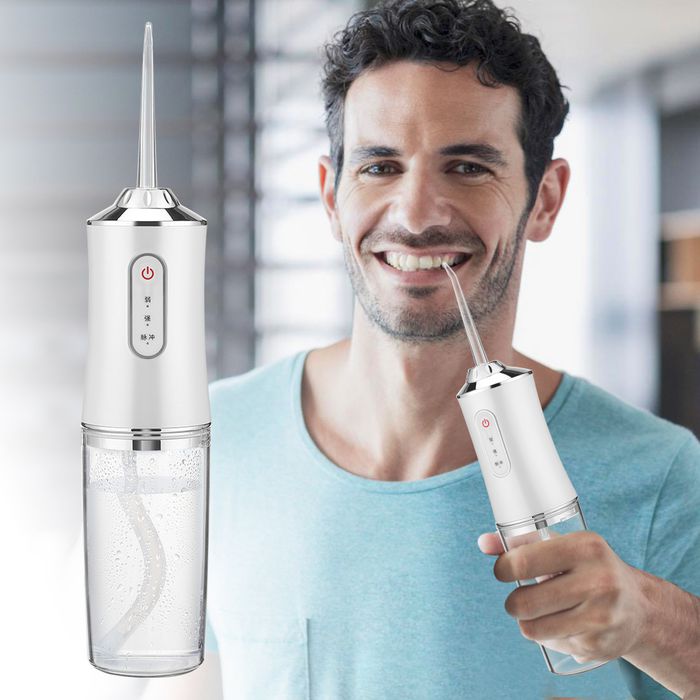 Oral Irrigator for Oral Cleaning - CleanJet