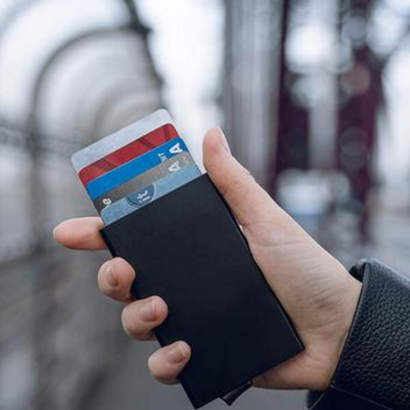 Anti-Theft Smart Card Holder with RFID Blocking