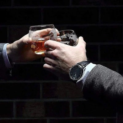 Borosilicate Glass Globe Shaped Whiskey Decanter